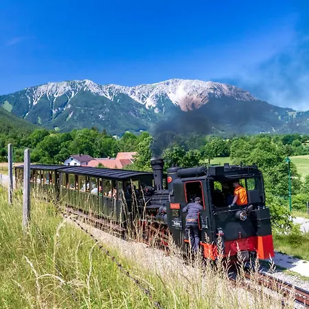 Design Retreat Schneeberg - Singlestudio, Gartenstudio, Whirlpool-suite Oder Maisonette-suite *