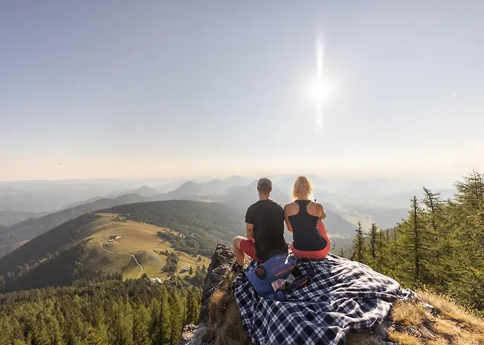 Design Retreat Schneeberg - Singlestudio, Gartenstudio, Whirlpool-suite Oder Maisonette-suite * Puchberg am Schneeberg